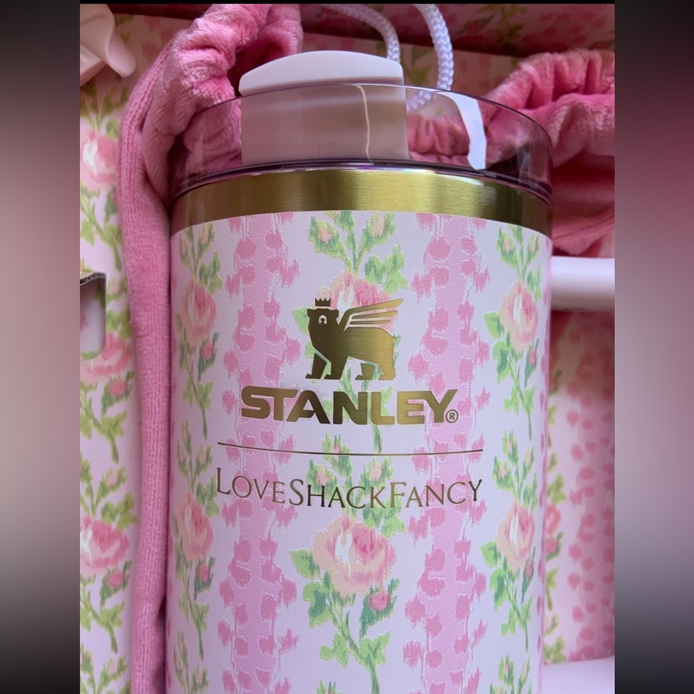 Stanley x Love Shack Fancy Flowstate tumbler 40oz Brand new - Picture 5 of 7